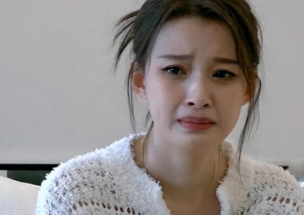 孙怡人设崩塌！吃相难看，知三当三，难怪王京花看不上她